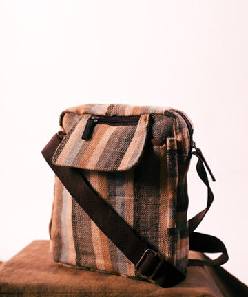 BRODY Dune Collection sling bag
