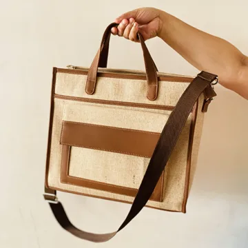 BEVERLY JUTESMART MESSENGER BAG