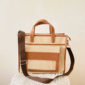 BEVERLY JUTESMART MESSENGER BAG