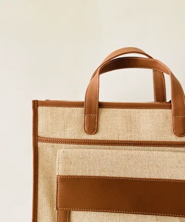 BEVERLY JUTESMART MESSENGER BAG