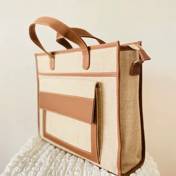 BEVERLY JUTESMART MESSENGER BAG