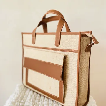 BEVERLY JUTESMART MESSENGER BAG