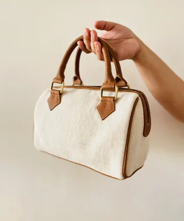 BRAX JUTESMART SLING BAG