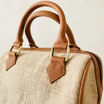 EGON JUTESMART SLING BAG