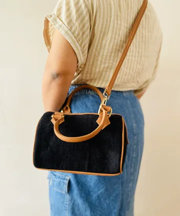 JED JUTESMART SLING BAG